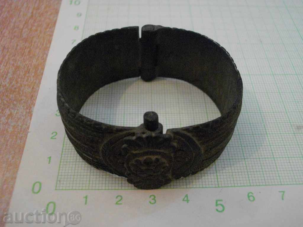 Brățară Sacl - 67,9 grame. cu preț 100.00 BGN | € 51.13 Brățară Sacl - 67,9 grame. cu preț 100.00 BGN | € 51.13