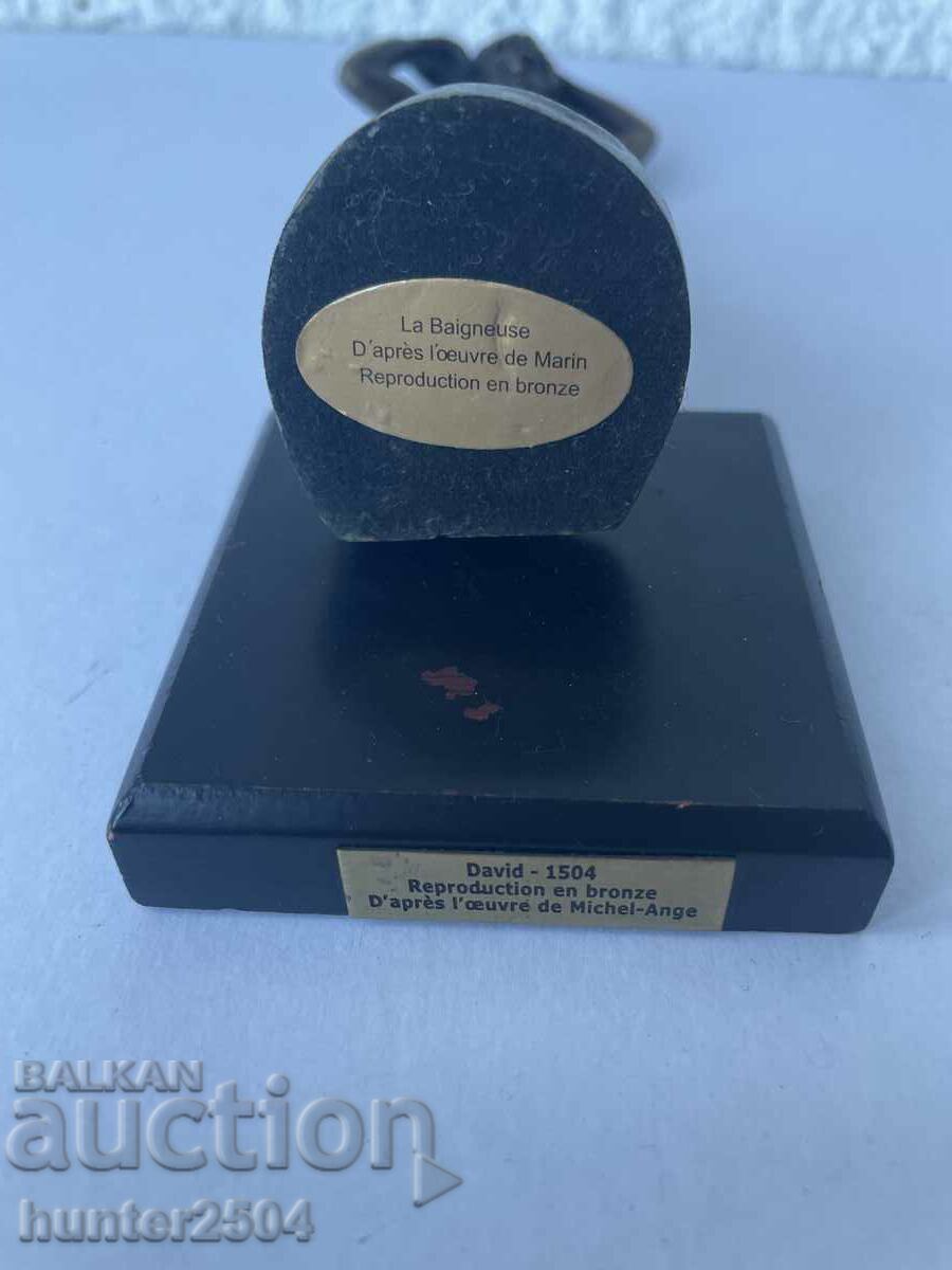 Delivery of Figures - small plastic 2 pcs bronze Delivery of Figures - small plastic 2 pcs bronze