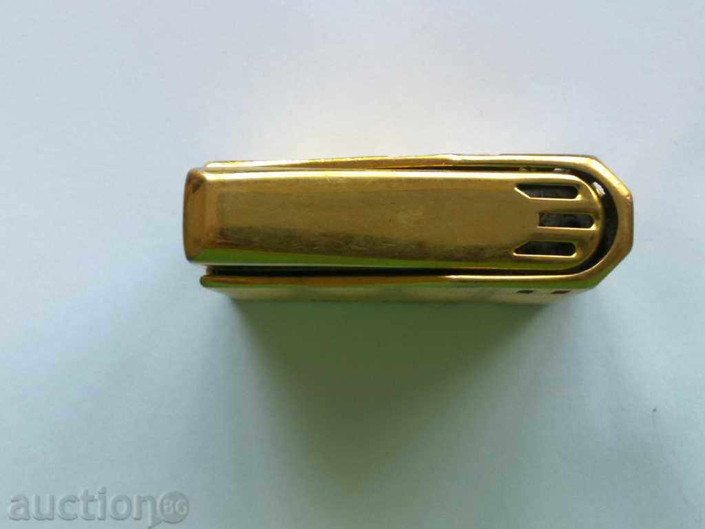 Gold-plated lighter Halley Maruman with price 60.00 BGN | € 30.68 Gold-plated lighter Halley Maruman with price 60.00 BGN | € 30.68