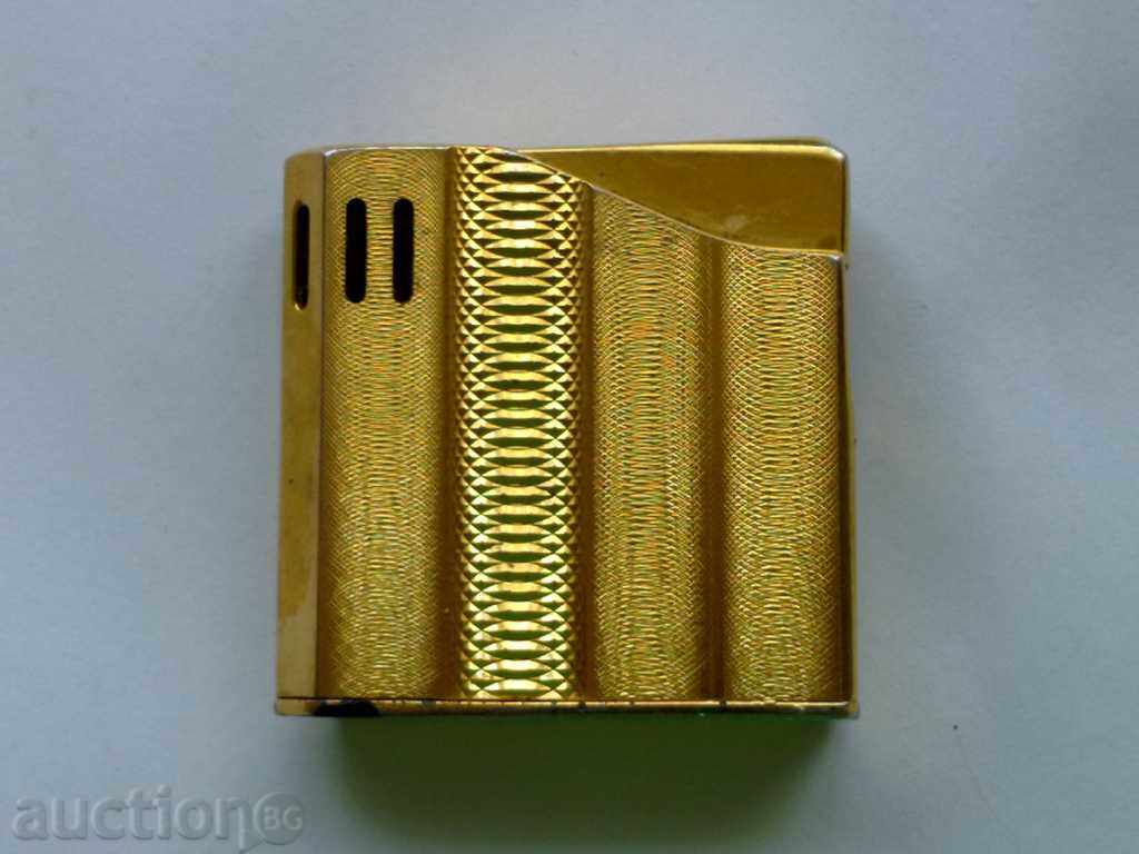 Auction Gold-plated lighter Halley Maruman Auction Gold-plated lighter Halley Maruman