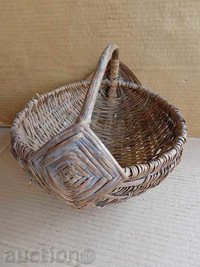 Auction  Old knit basket, wooden