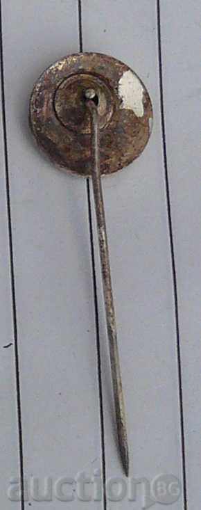 Badge-LOT-LOT-Polish Airlines-enamel with price 1.50 BGN | € 0.77 Badge-LOT-LOT-Polish Airlines-enamel with price 1.50 BGN | € 0.77