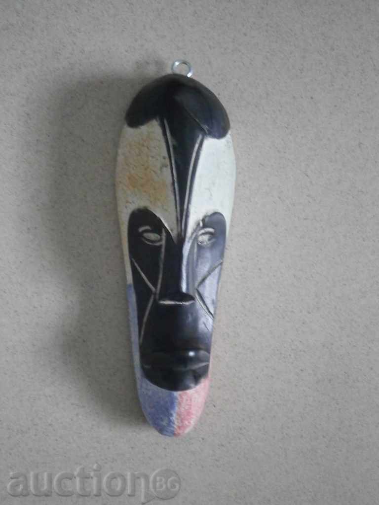 Auction Series Fang masks from Cameroon - small-6 Auction Series Fang masks from Cameroon - small-6