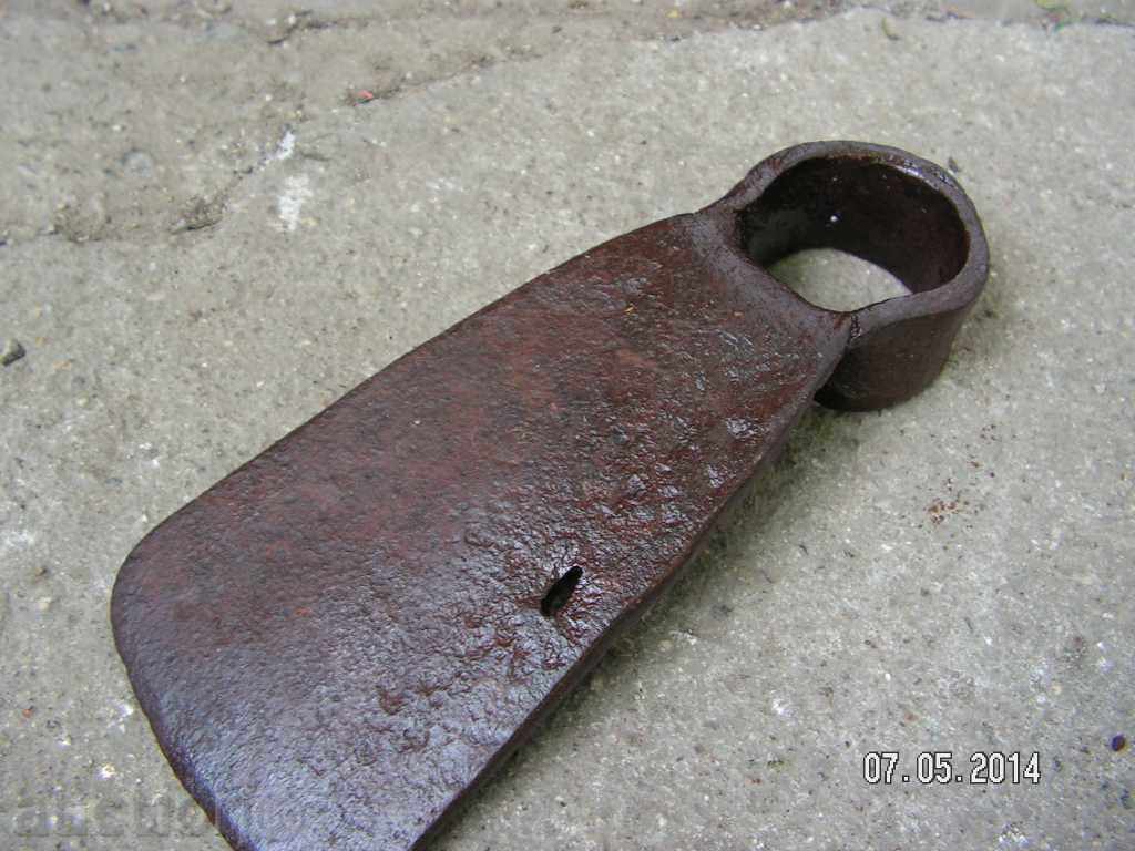 Auction 2952. STARA KOVANA MOTICKA Auction 2952. STARA KOVANA MOTICKA