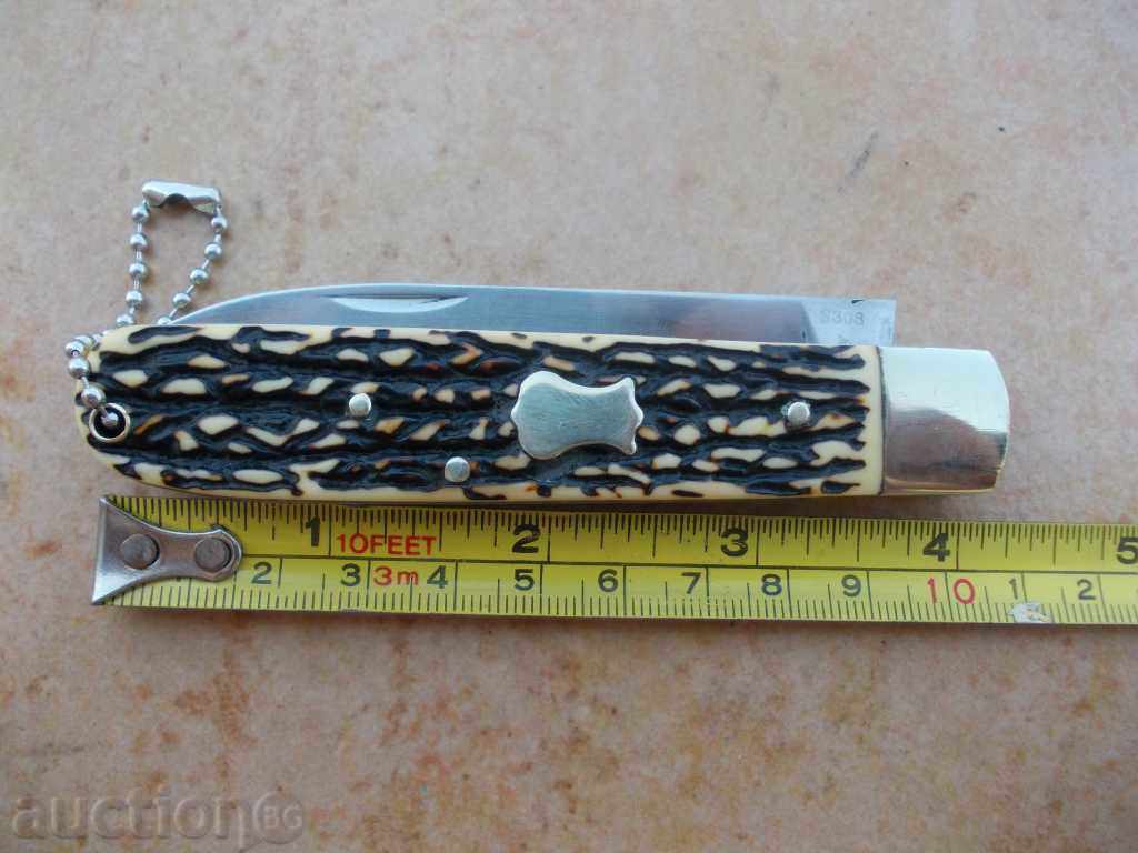 Folding knife with price 17.00 BGN | € 8.69 Folding knife with price 17.00 BGN | € 8.69