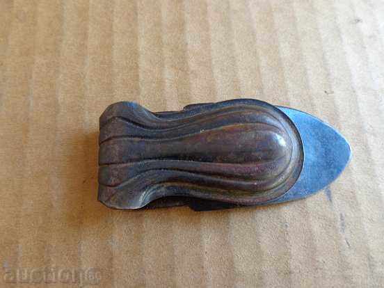 Delivery of British Army uniforms Delivery of British Army uniforms