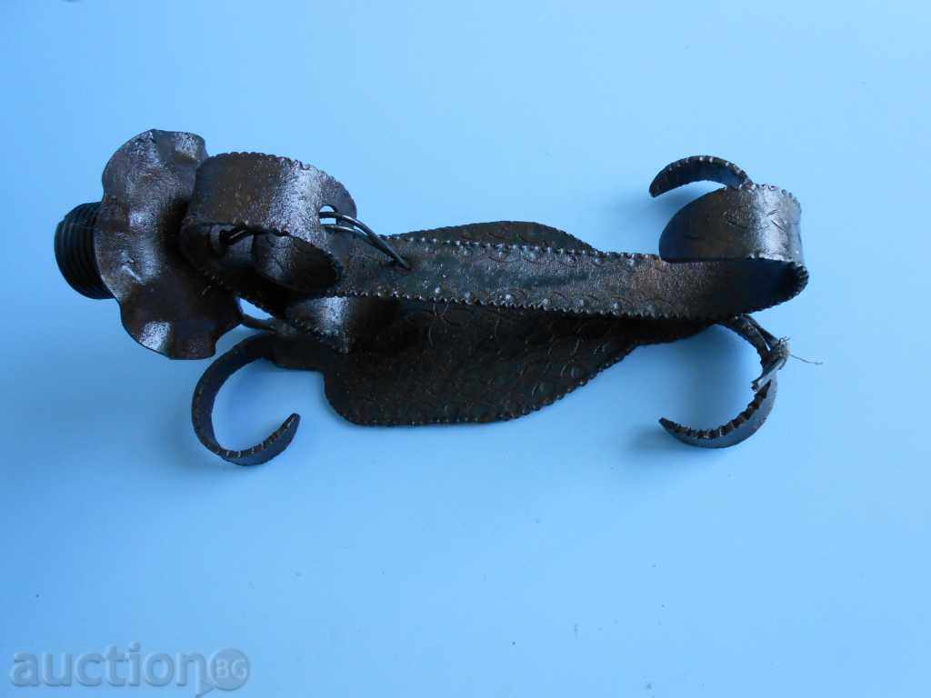 Auction Forged wall lamp Auction Forged wall lamp