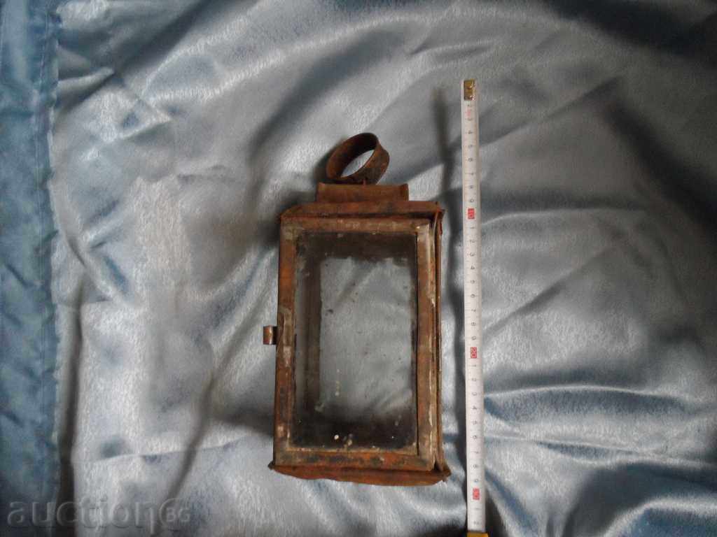 Auction Old Lantern Auction Old Lantern