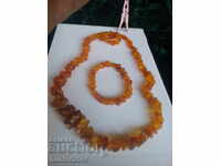 Amber, bracelet and necklace.
