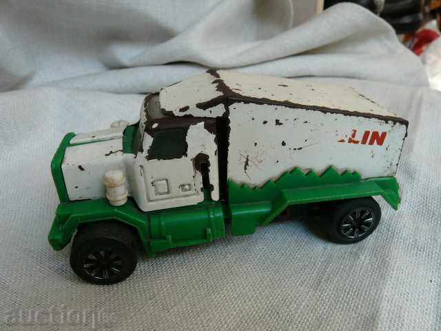 Παράδοση κασσίτερος φορτηγό παιχνίδι Παράδοση κασσίτερος φορτηγό παιχνίδι