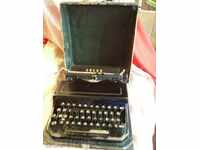 Sell ​​ADLER typewriter