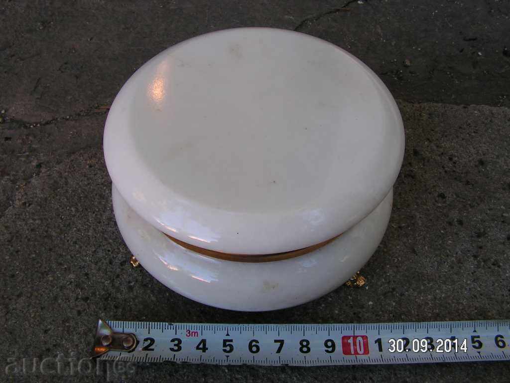 3850. BEAUTY BRUSH JEWELRY BOX with price 30.00 BGN | € 15.34 3850. BEAUTY BRUSH JEWELRY BOX with price 30.00 BGN | € 15.34