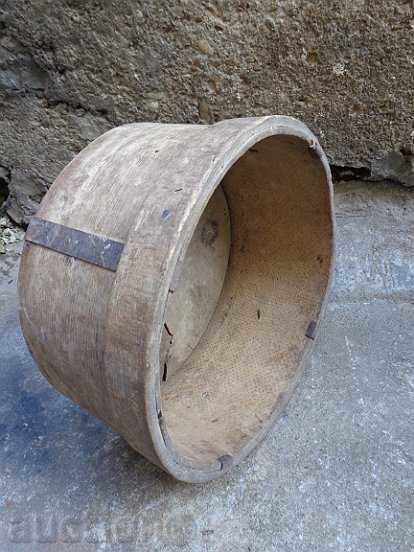 Old crutch for wheat, bushel, bucket, wooden with price 49.00 BGN | € 25.05 Old crutch for wheat, bushel, bucket, wooden with price 49.00 BGN | € 25.05