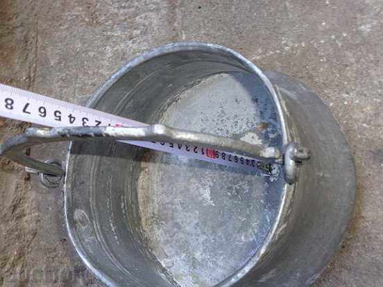 Delivery of Copper pot, tinned boiler, baker, spoon, spoon Delivery of Copper pot, tinned boiler, baker, spoon, spoon