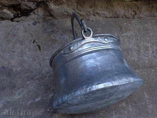 Copper pot, tinned boiler, baker, spoon, spoon - 6 Copper pot, tinned boiler, baker, spoon, spoon - 6