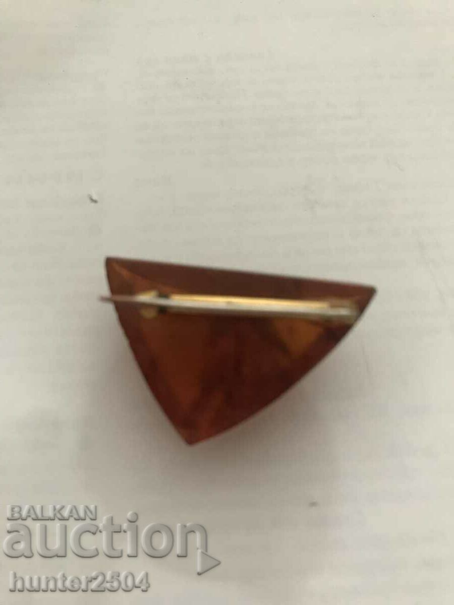 Auction Brooch old USSR amber, 3.2 cm Auction Brooch old USSR amber, 3.2 cm