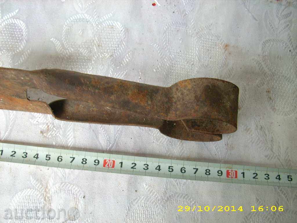 Delivery of OLD HANGER FOR SHEEPING SHEEP Delivery of OLD HANGER FOR SHEEPING SHEEP