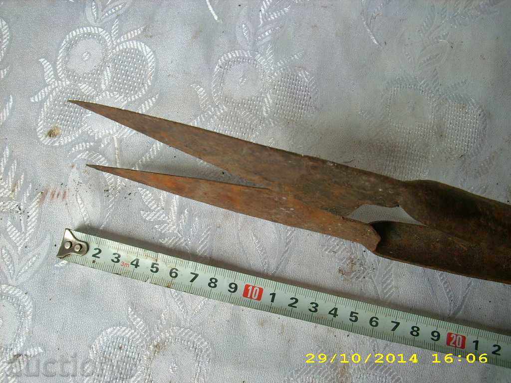 OLD HANGER FOR SHEEPING SHEEP - 5 OLD HANGER FOR SHEEPING SHEEP - 5