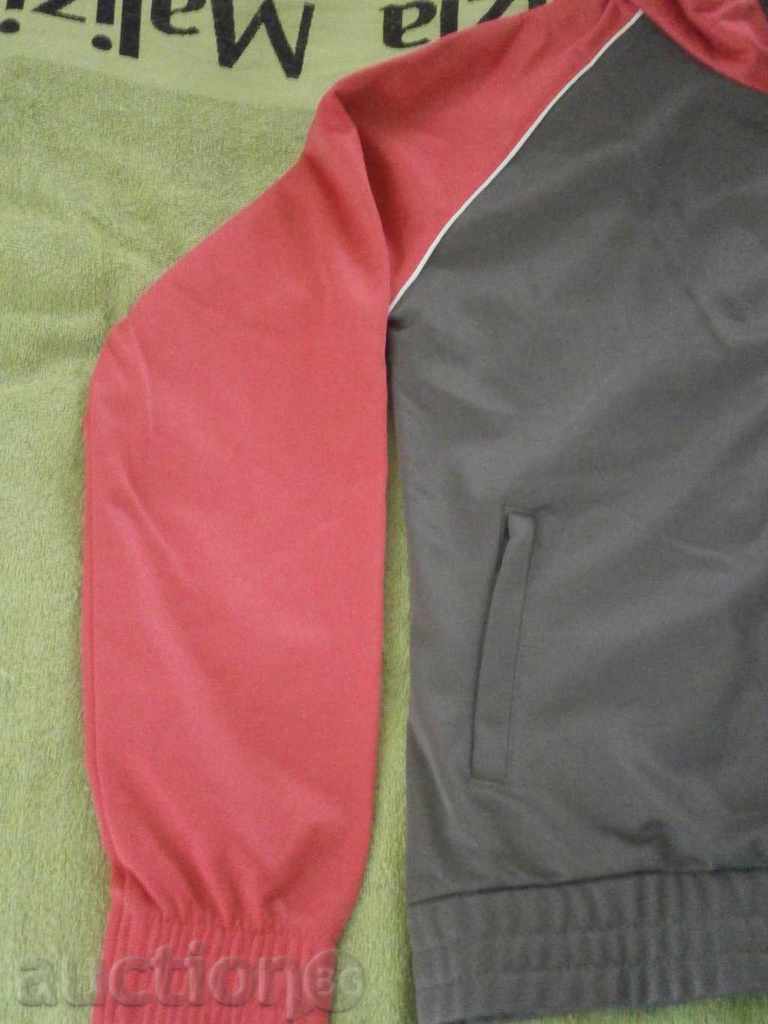 New Rukanor tracksuit in gray and electric, size 164 with price 17.00 BGN | € 8.69 New Rukanor tracksuit in gray and electric, size 164 with price 17.00 BGN | € 8.69