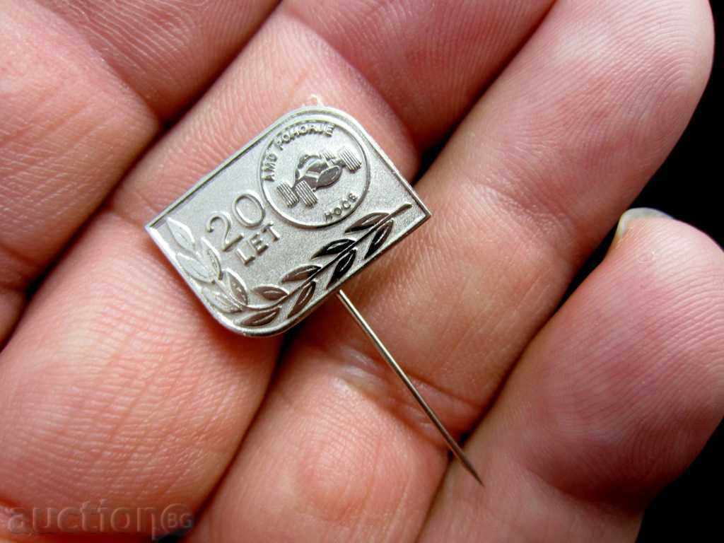 Delivery of LOT OF 2 BADGES-MOTORING-RALLY-SLOVENIA-GOLD AND SILVER Delivery of LOT OF 2 BADGES-MOTORING-RALLY-SLOVENIA-GOLD AND SILVER