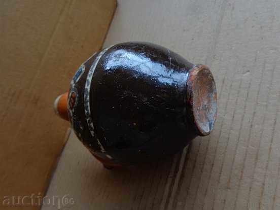 Delivery of Old pottery, vase, ceramics, jar, jug