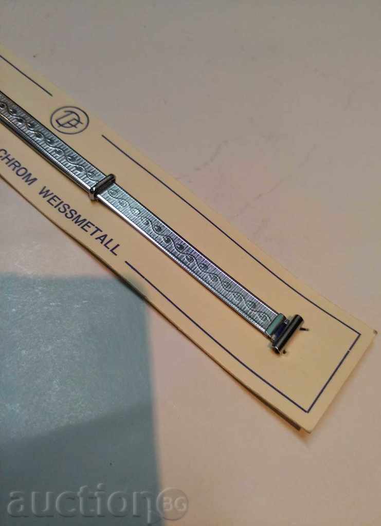 Delivery of CHAIN CLOCK Delivery of CHAIN CLOCK