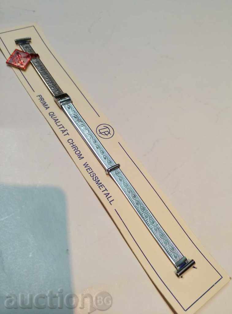 CHAIN CLOCK - 6 CHAIN CLOCK - 6