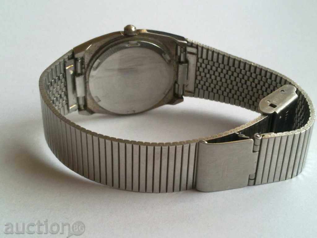 Clock Philip Persio with price 10.00 BGN | € 5.11 Clock Philip Persio with price 10.00 BGN | € 5.11