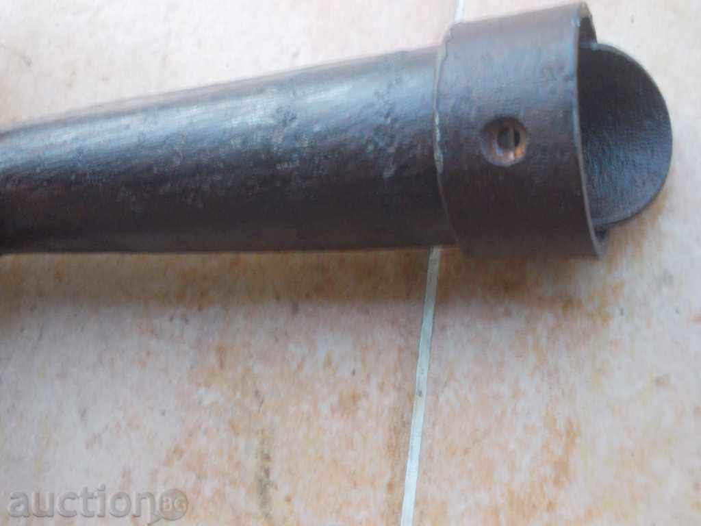 Delivery of She blasted a blade Delivery of She blasted a blade