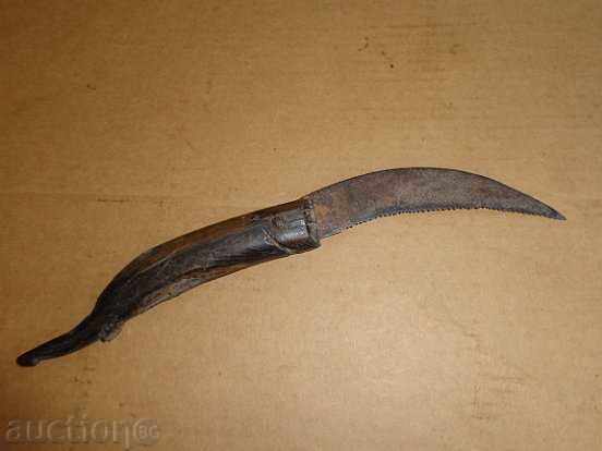 Old knife, knife, saw, saw with price 39.00 BGN | € 19.94
