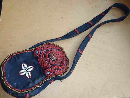 Licitație Geanta unica cu margele si scoici, geanta - UNICA