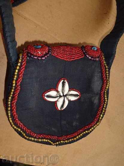 Livrarea Geanta unica cu margele si scoici, geanta - UNICA