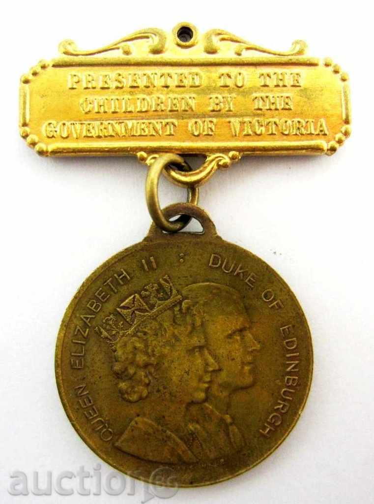 РЯДЪК КРАЛСКИ МЕДАЛ-КРАЛИЦА ЕЛИЗАБЕТ И ХЕРЦОГА НА ЕДИНБУРГ с цена 24.00 лв. | € 12.27 РЯДЪК КРАЛСКИ МЕДАЛ-КРАЛИЦА ЕЛИЗАБЕТ И ХЕРЦОГА НА ЕДИНБУРГ с цена 24.00 лв. | € 12.27