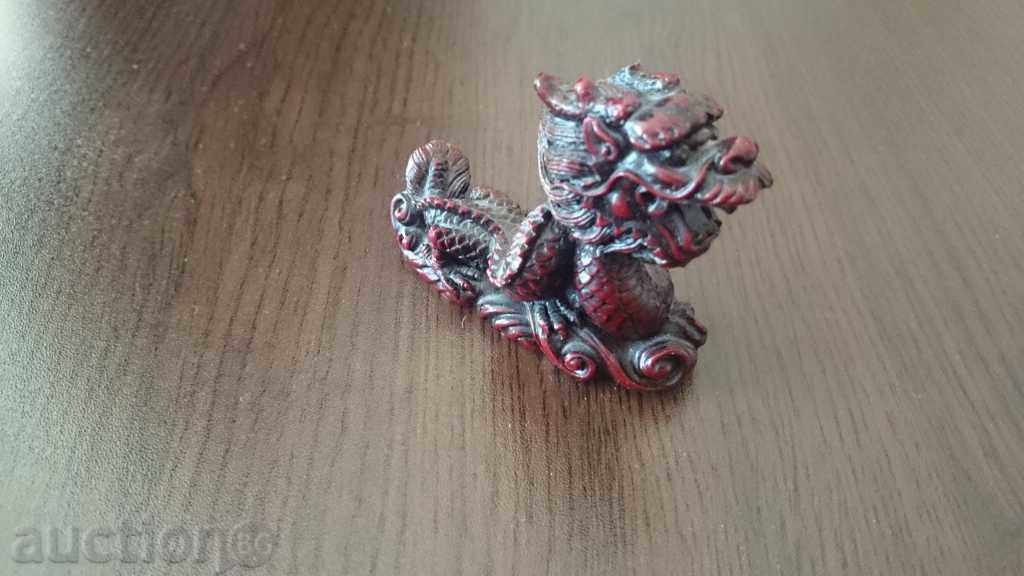 Dragon (without the "e" at the end, as it's a neuter noun in Romanian) cu preț € 5.00 | 9.78 BGN Dragon (without the "e" at the end, as it's a neuter noun in Romanian) cu preț € 5.00 | 9.78 BGN