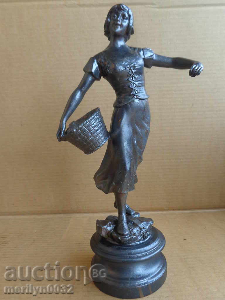 Delivery of Figurine, metal sculpture, figure, statuette, statue