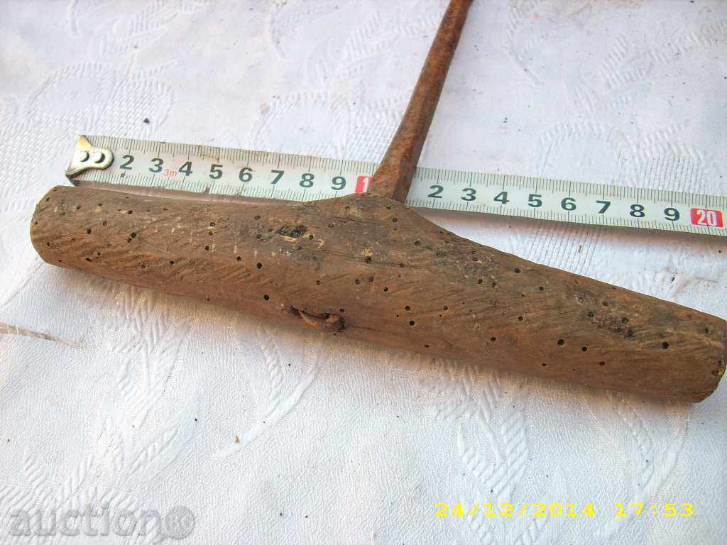 Auction Old screwdriver, chopper Auction Old screwdriver, chopper