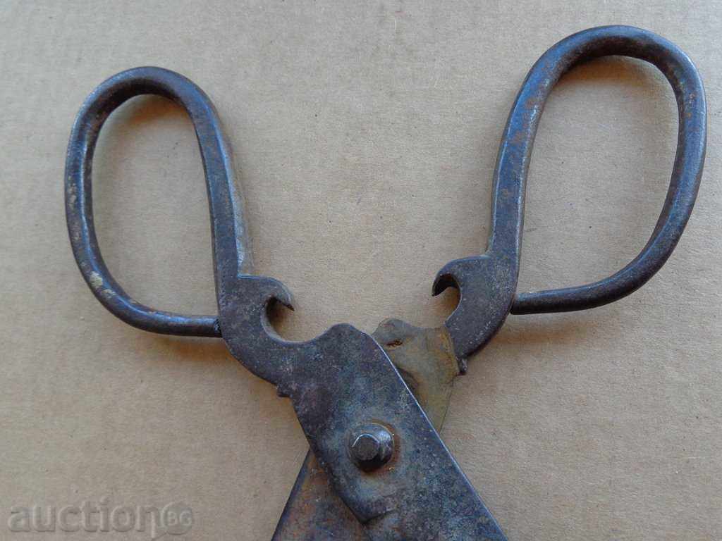 Παλιά πλαστά ψαλίδι καθημερινές με τιμή 68.00 BGN | € 34.77 Παλιά πλαστά ψαλίδι καθημερινές με τιμή 68.00 BGN | € 34.77