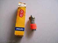 Радиолампа PHILIPS PCF802