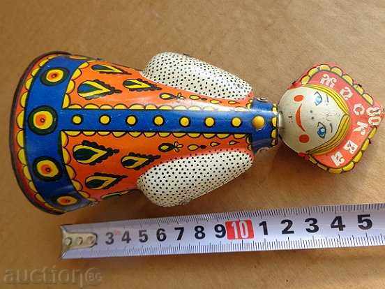 Σοσιαλιστική κασσίτερου κορίτσι παιχνίδι - ΕΣΣΔ με τιμή 20.00 BGN | € 10.23