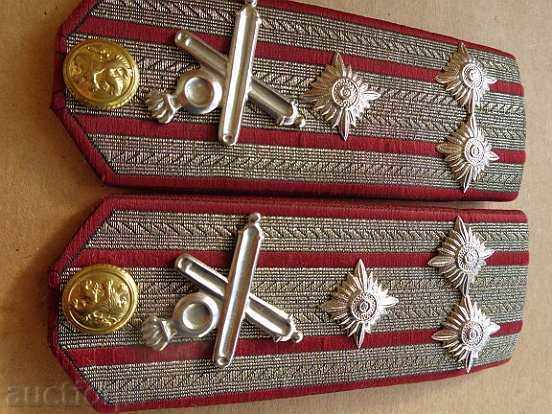 Доставка на Офицерски пагони, полковник, униформа, фуражка, колан Доставка на Офицерски пагони, полковник, униформа, фуражка, колан