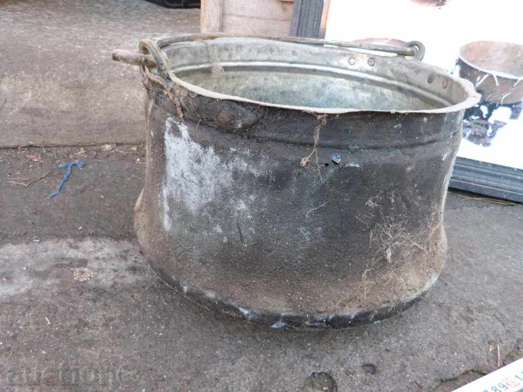 4540. MEDIUM CALENDAR MEDIUM BAKER with price 30.00 BGN | € 15.34