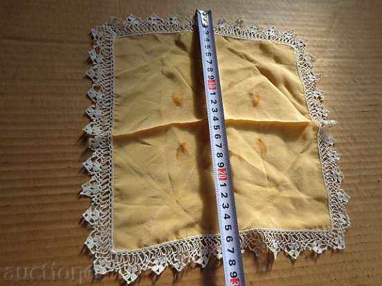 Auction  An old silk cloth with lace of preffered lady