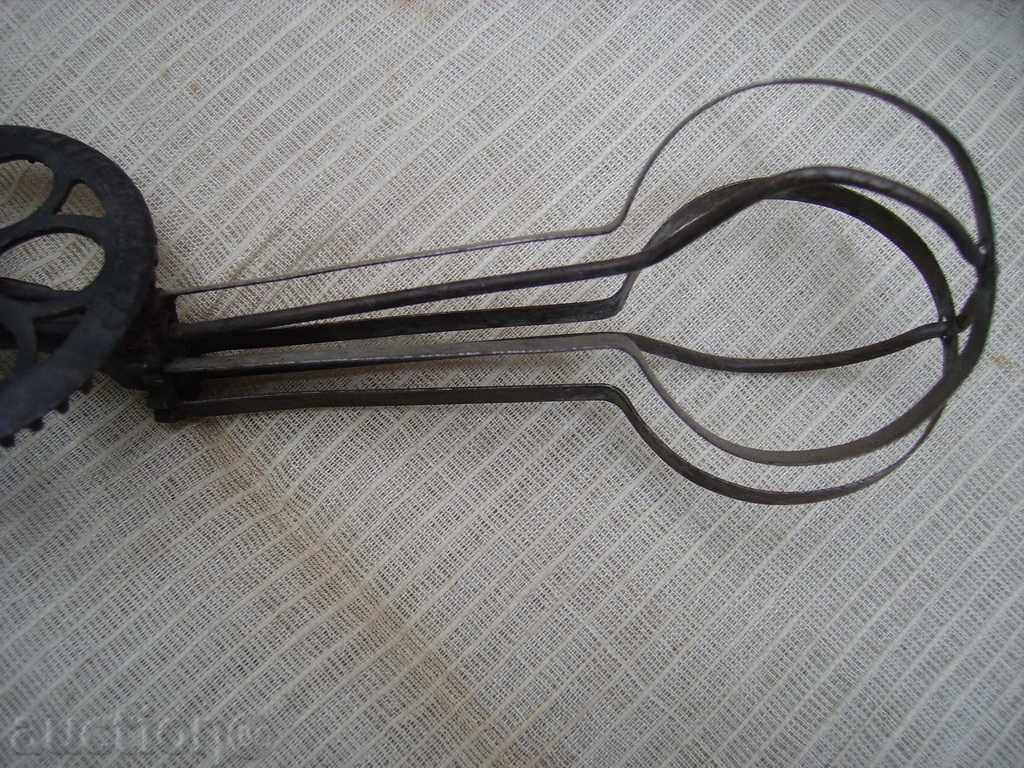 Auction I sell an old handmade German mixer Auction I sell an old handmade German mixer