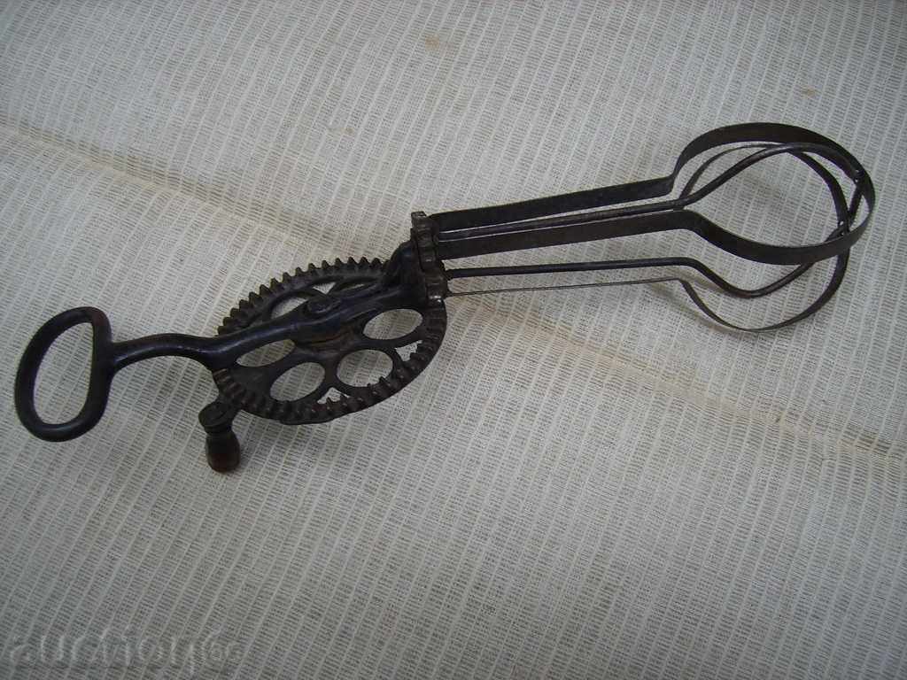 Delivery of I sell an old handmade German mixer Delivery of I sell an old handmade German mixer