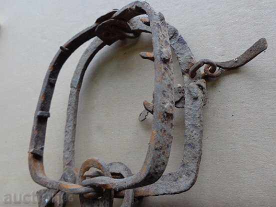 Auction Old forged trap with chain, wrought iron Auction Old forged trap with chain, wrought iron