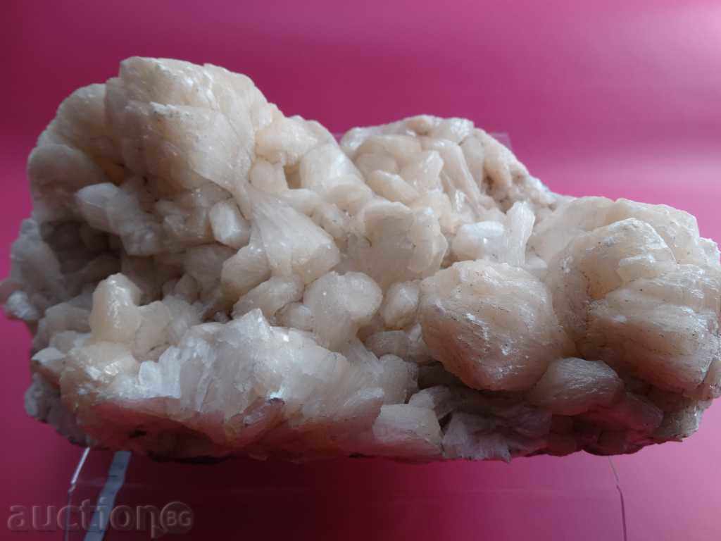 Apophilite - stilbit - druze with price 399.99 BGN | € 204.51 Apophilite - stilbit - druze with price 399.99 BGN | € 204.51