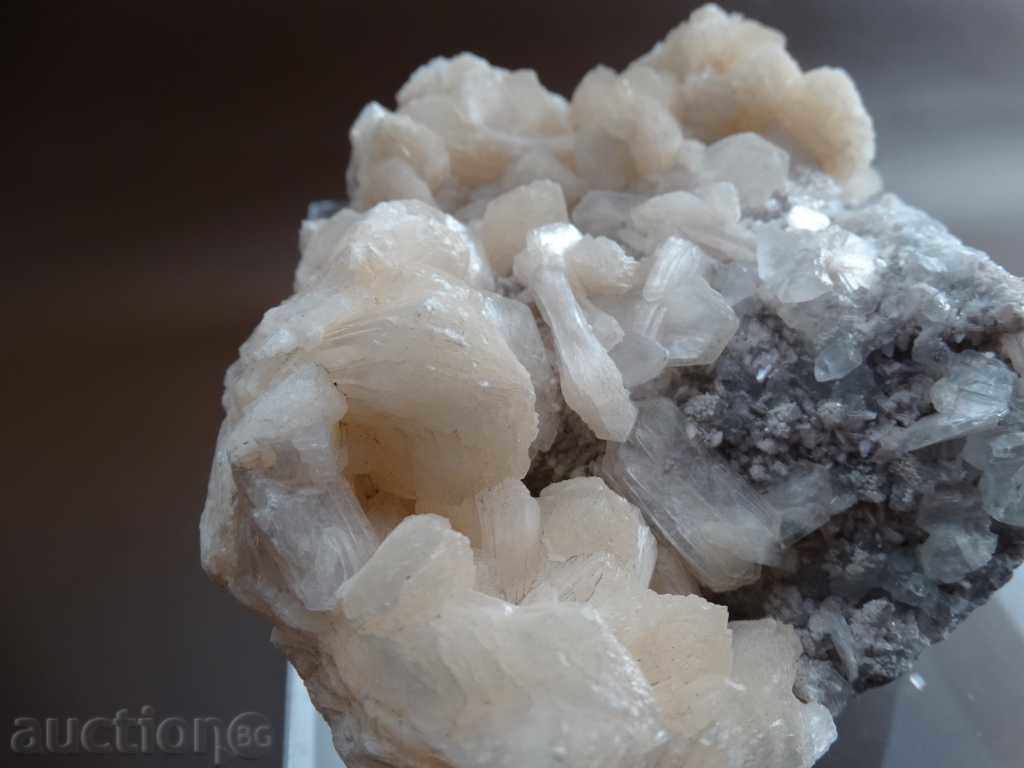 Apophilite - stilbit - druze - 5 Apophilite - stilbit - druze - 5