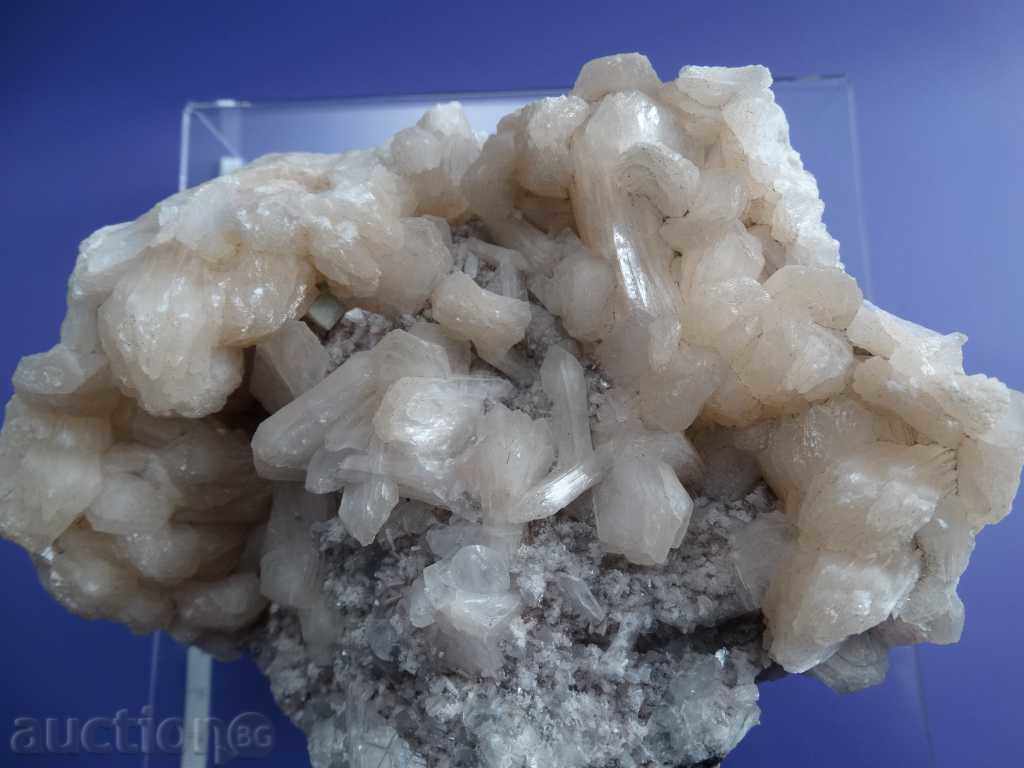 Apophilite - stilbit - druze - 7 Apophilite - stilbit - druze - 7