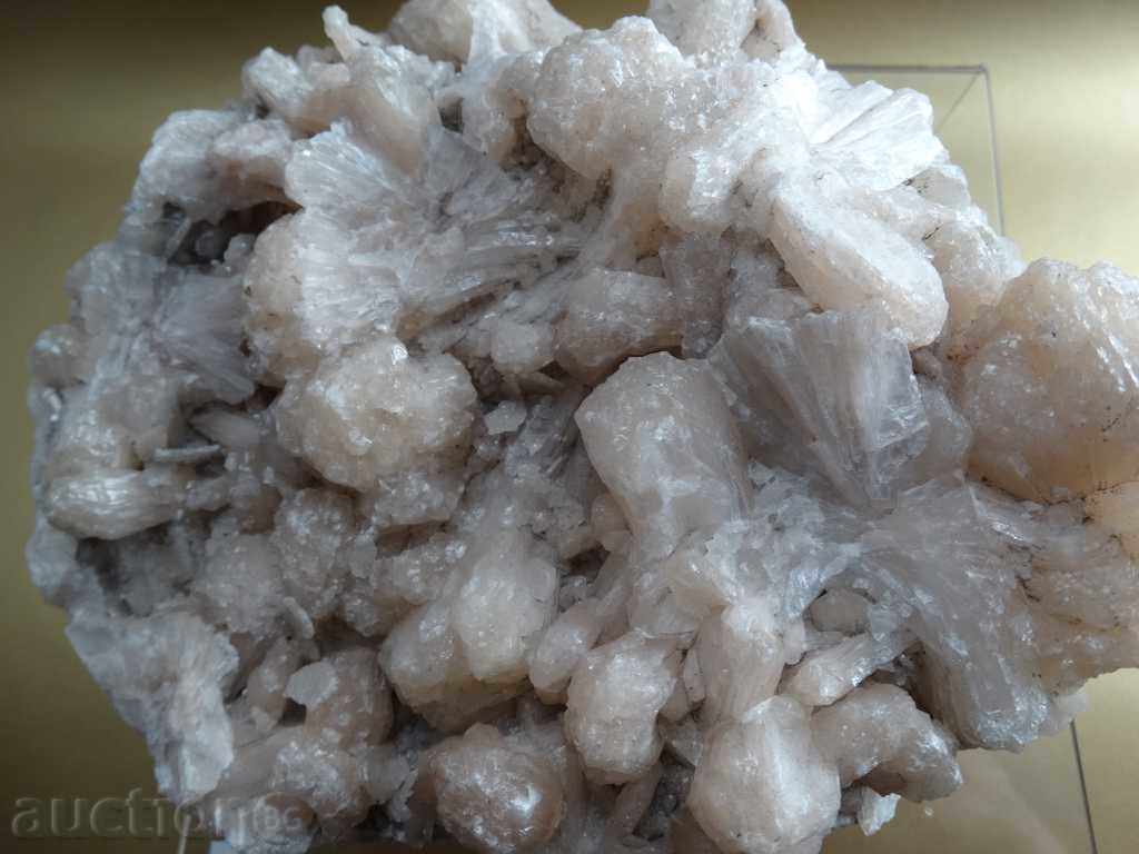 Apophilite - stilbit - druze - 5 Apophilite - stilbit - druze - 5