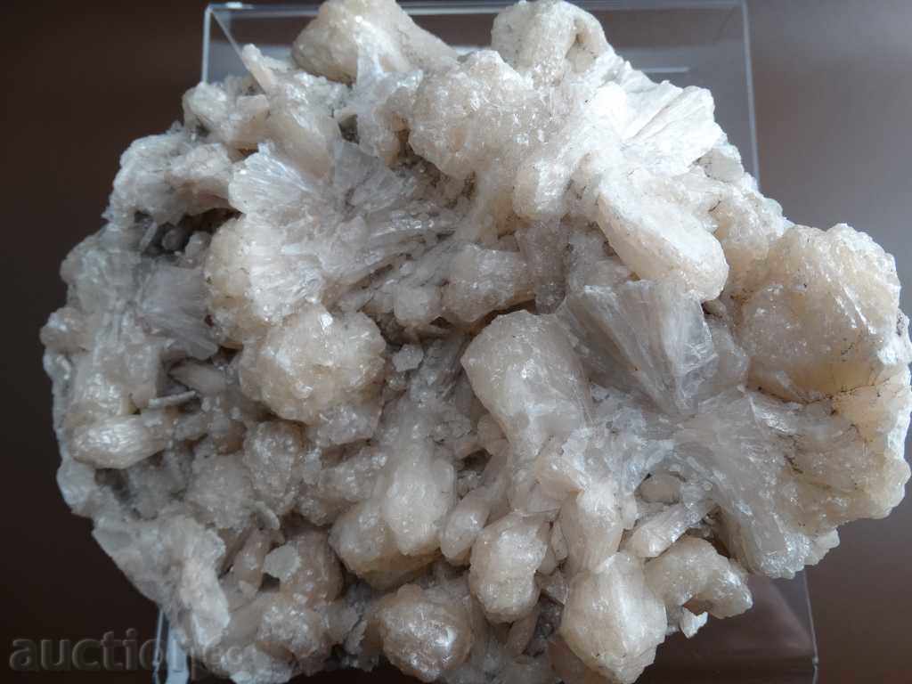 Apophilite - stilbit - druze - 6 Apophilite - stilbit - druze - 6